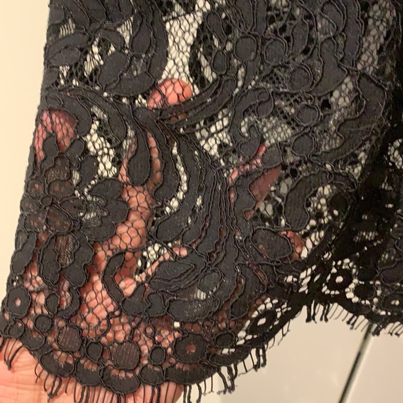 EUC Aritzia Wilfred Lace Tank size XXS Black - Picture 3 of 4